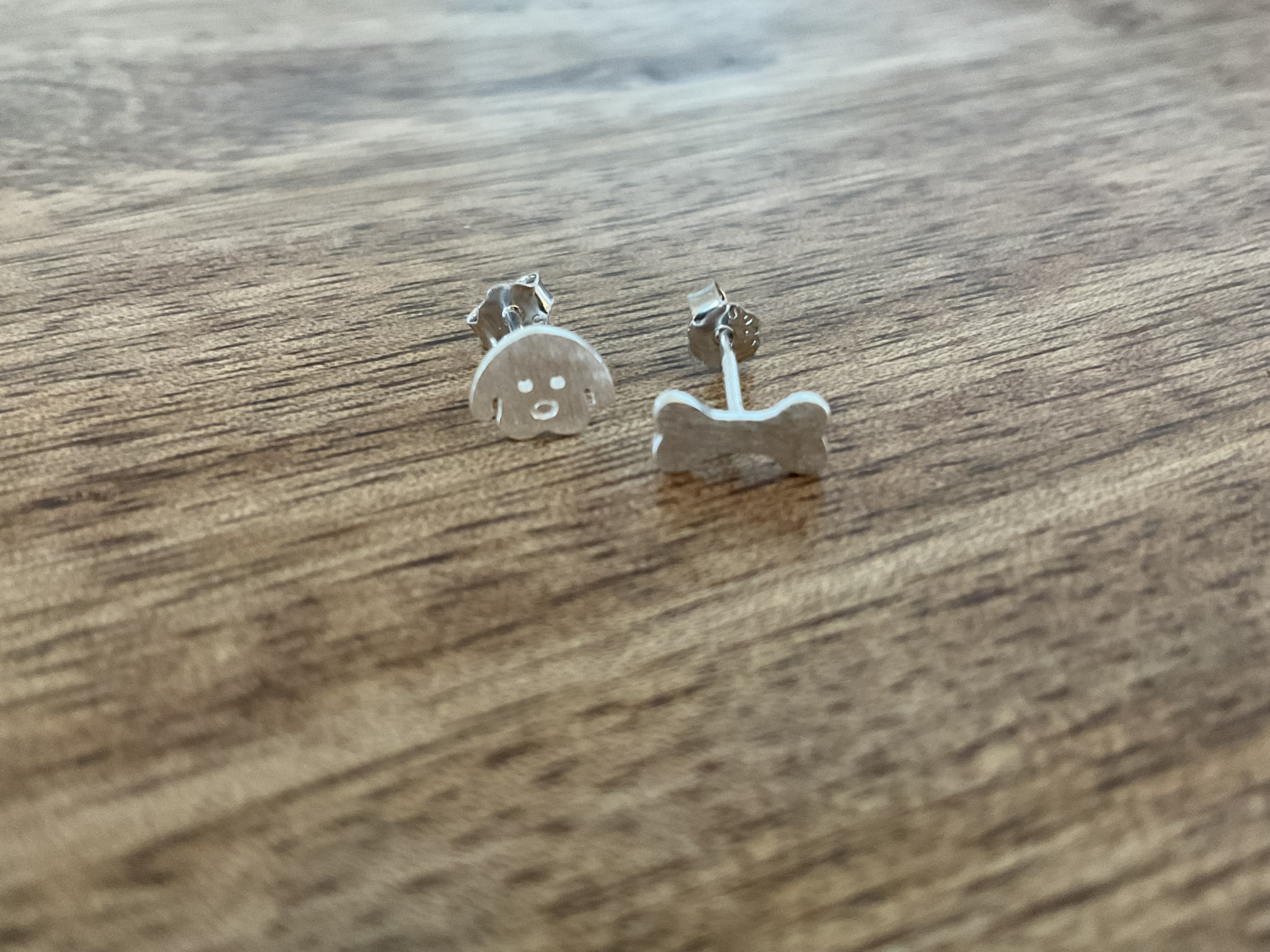 Dog & Bone Stud Earrings - Click Image to Close